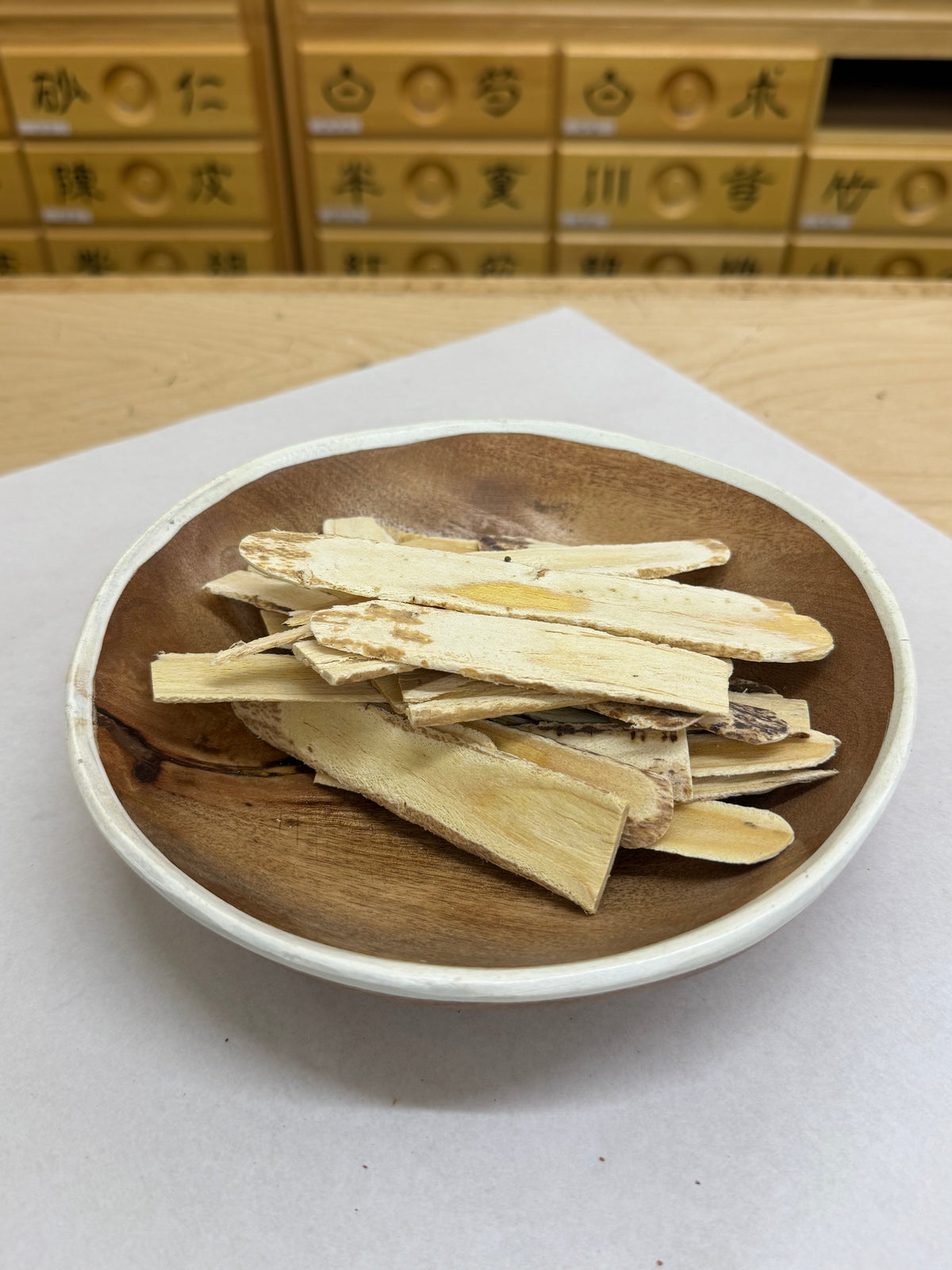 Astragalus Root (Hwanggi) / 황기